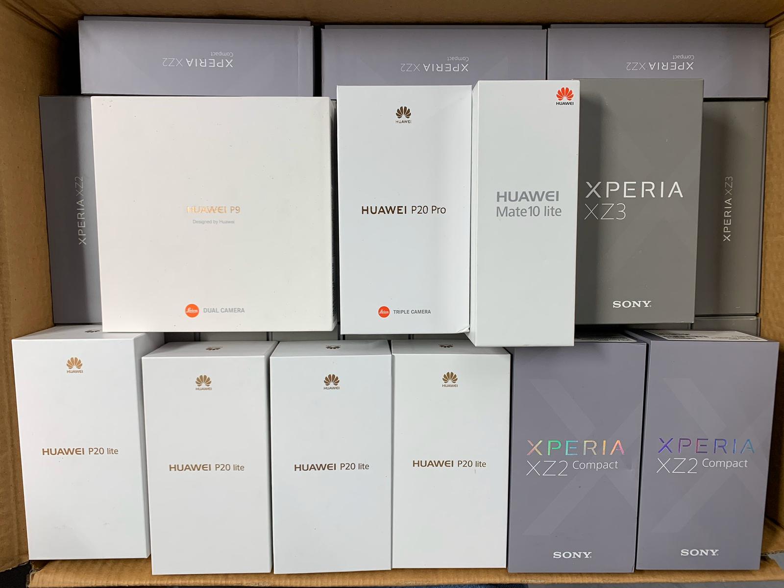 Sony / Huawei Mix Phone Package (32 pcs.)